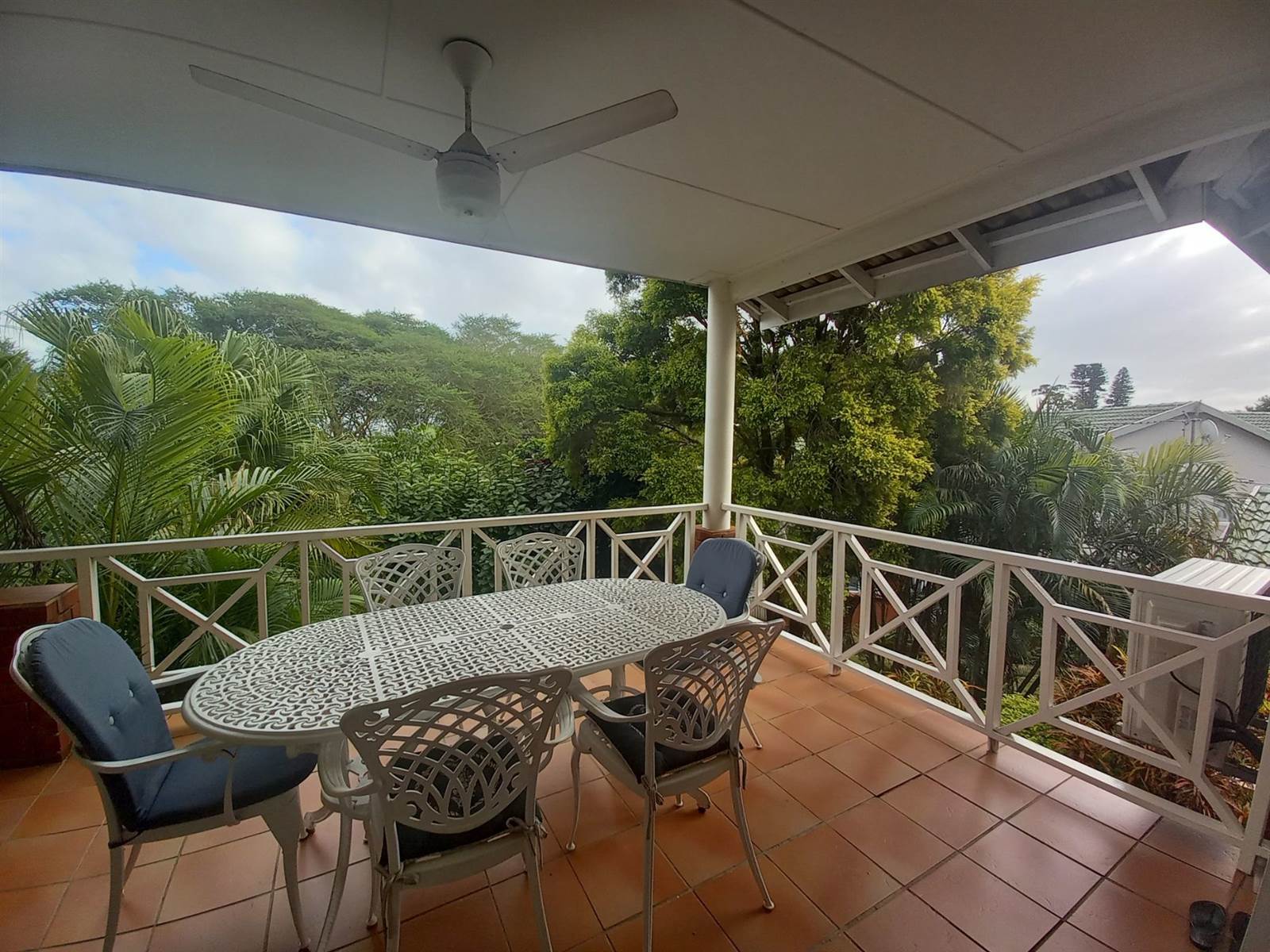 2 Bed Apartment in Mt Edgecombe Estate 1 & 2 photo number 18