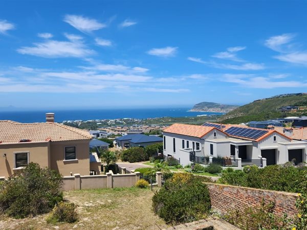 335 m² Land available in Whale Rock