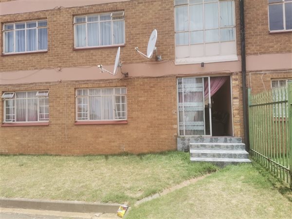 3 Bedroom Townhouse 3 Bedroom Townhouse