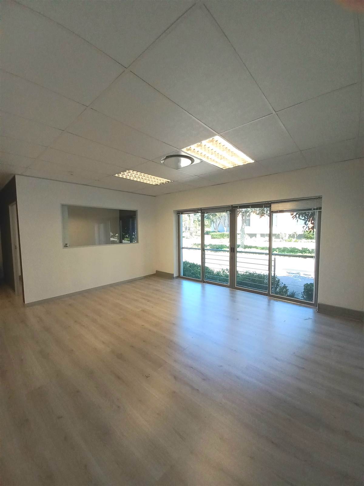 88  m² Commercial space in Century City photo number 18