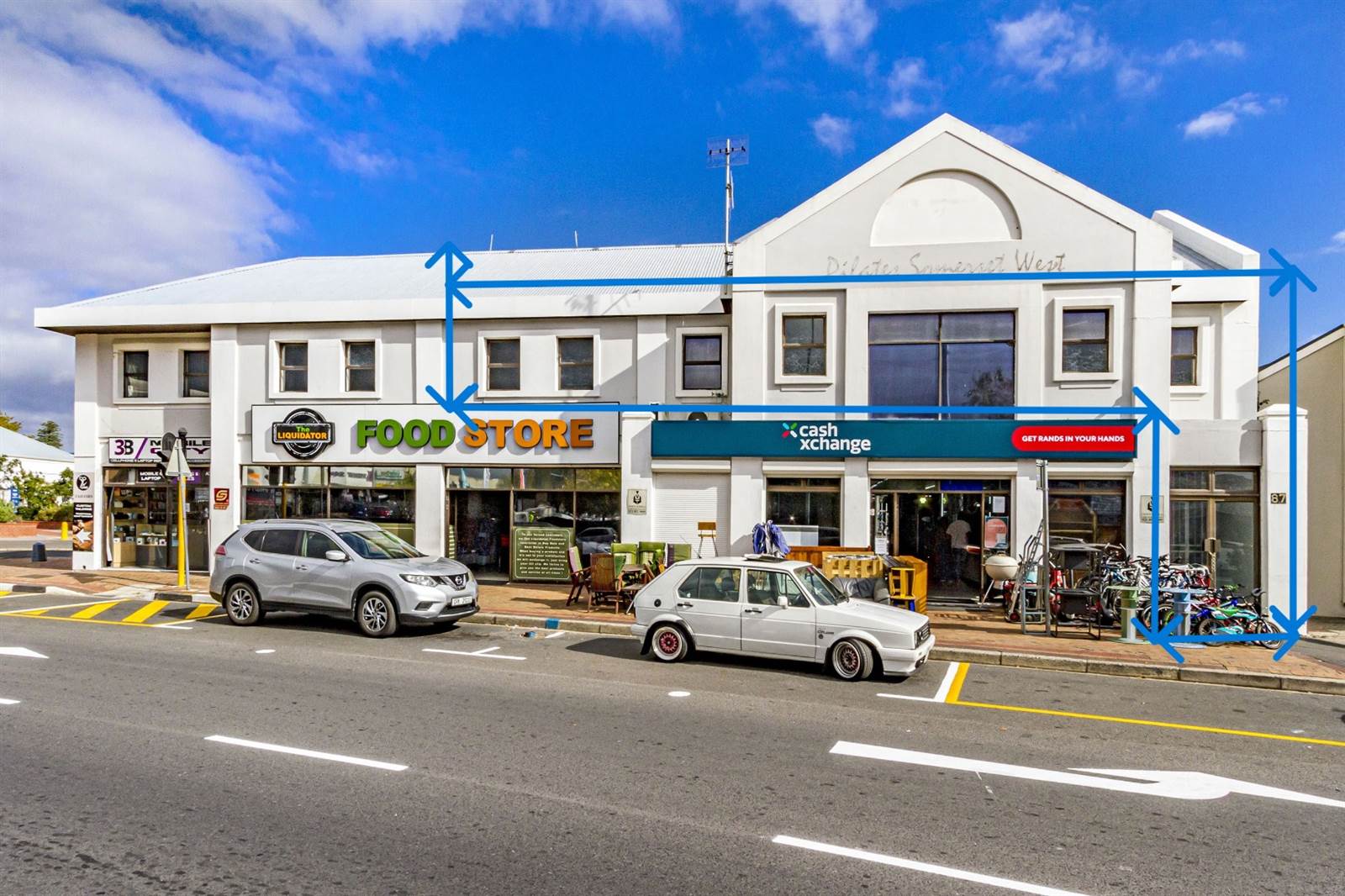 130  m² Commercial space in Somerset West Central photo number 1