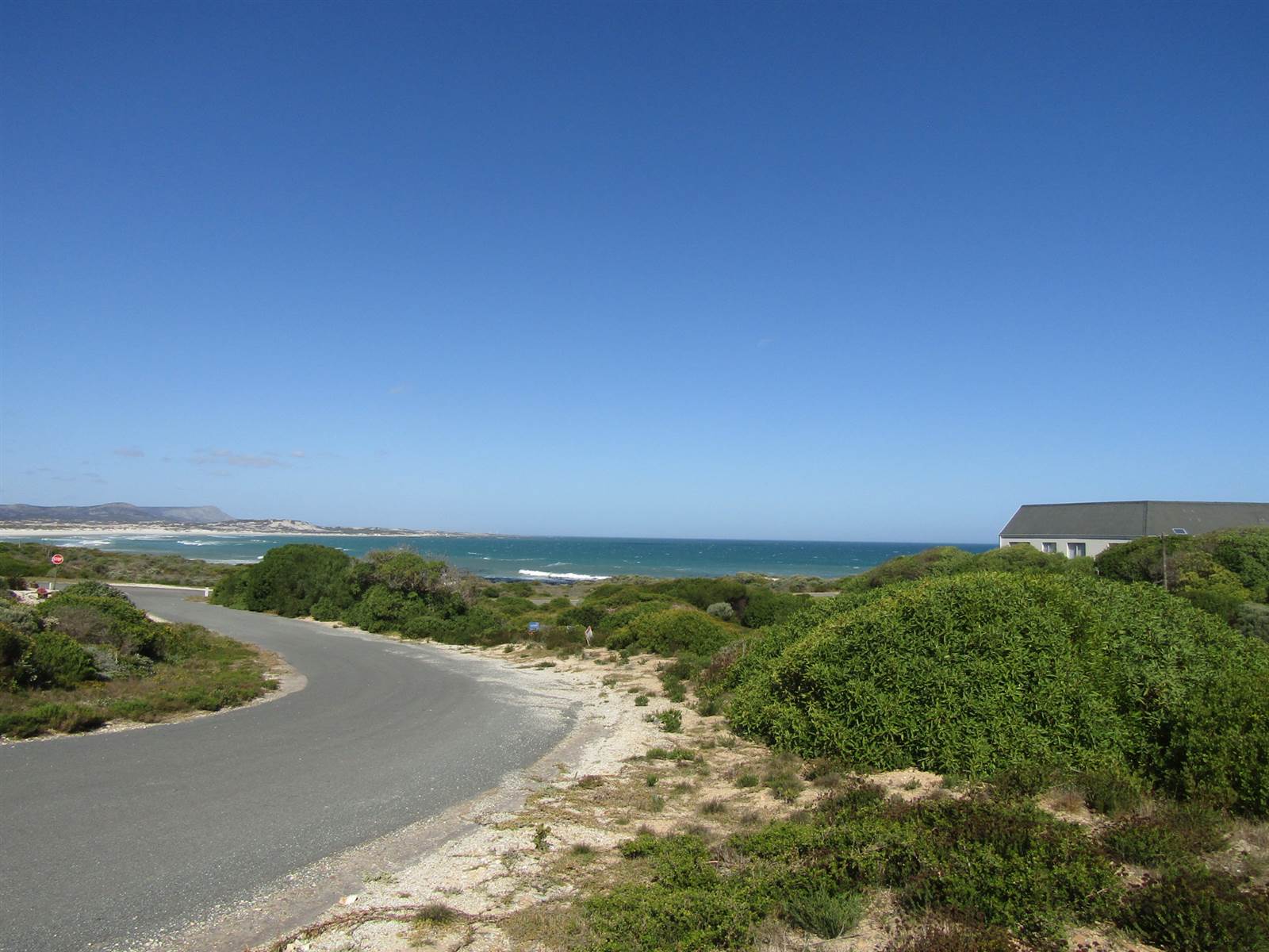 941 m² Land available in Pearly Beach photo number 2