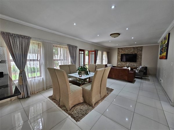 3 Bed House in Brooklands Lifestyle Estate