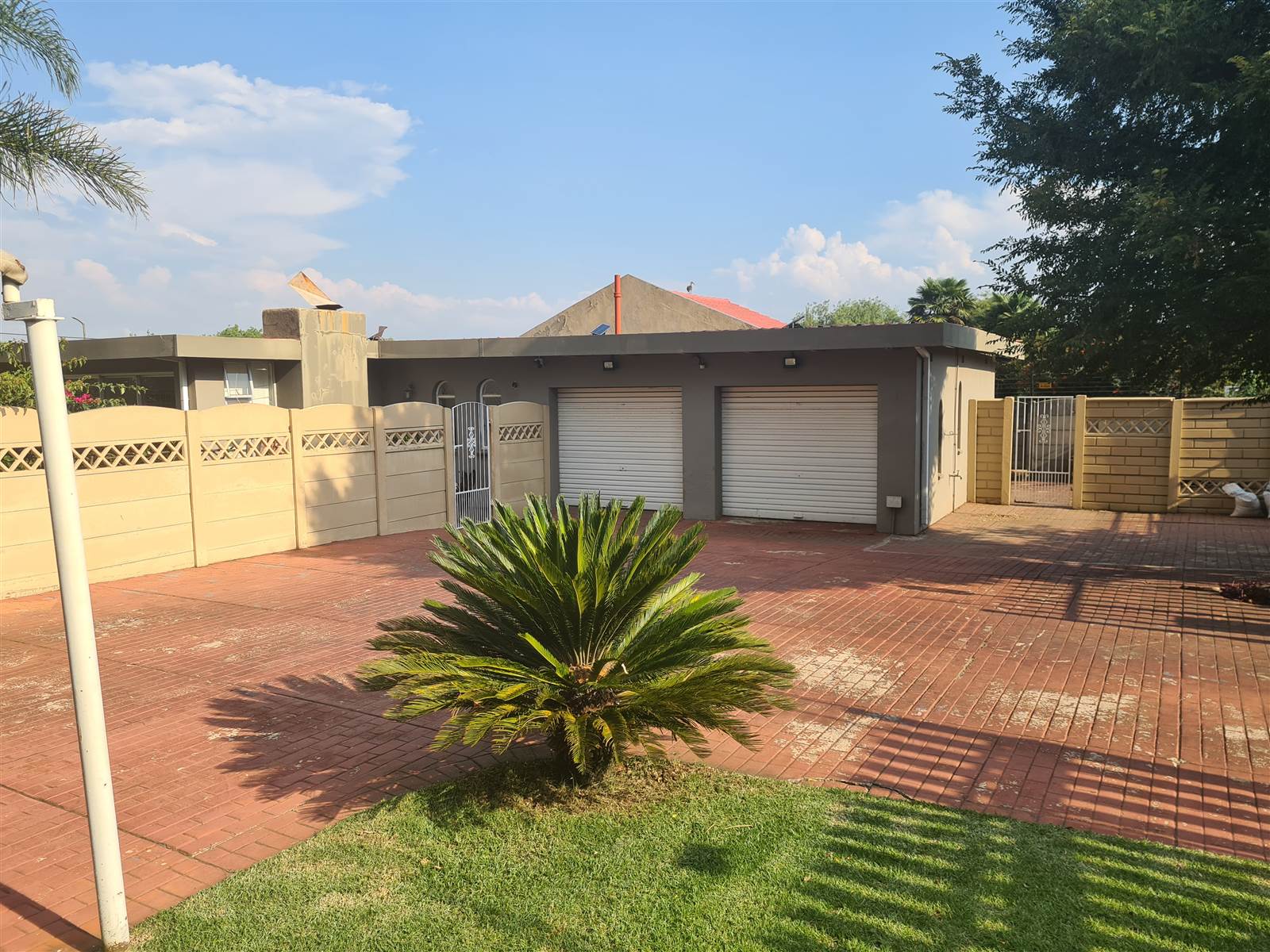 3 Bed House in Impala Park photo number 4