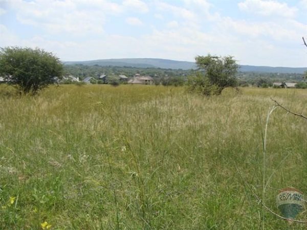 1 336 m² Land