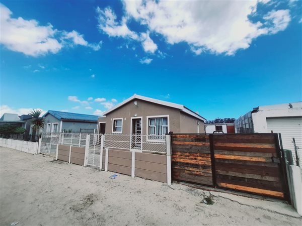 3 Bedroom House 3 Bedroom House