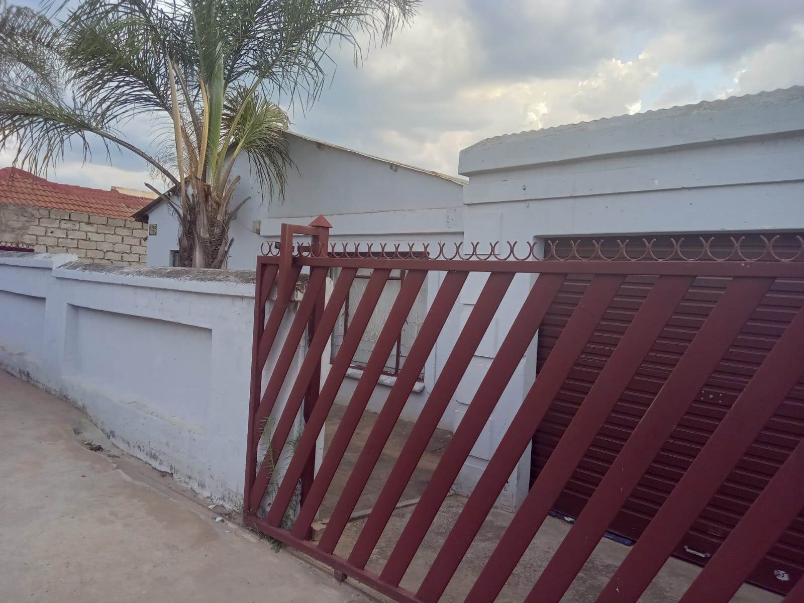 2 Bed House in Mamelodi East photo number 21