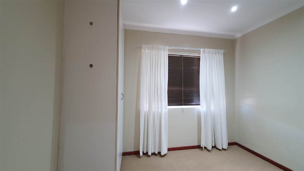 3 Bed Townhouse in Parsons Vlei photo number 29