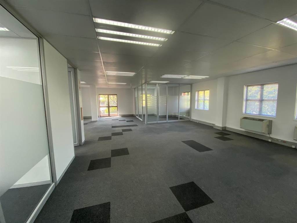 249  m² Commercial space in Woodmead photo number 19