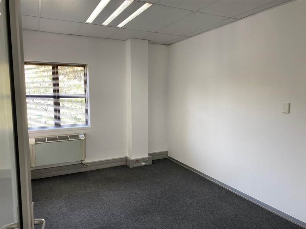 249  m² Commercial space in Woodmead photo number 12