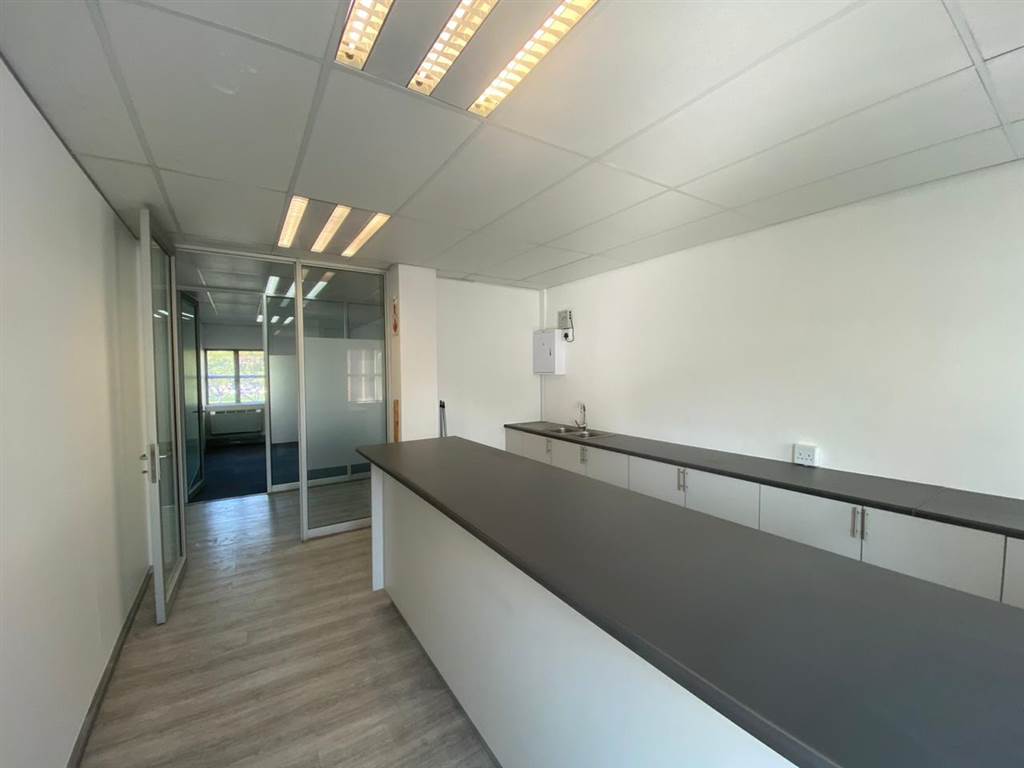 249  m² Commercial space in Woodmead photo number 27