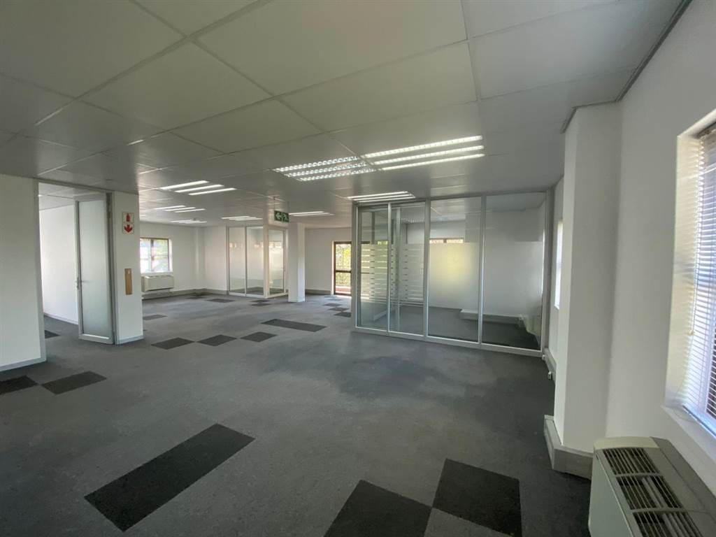 249  m² Commercial space in Woodmead photo number 20