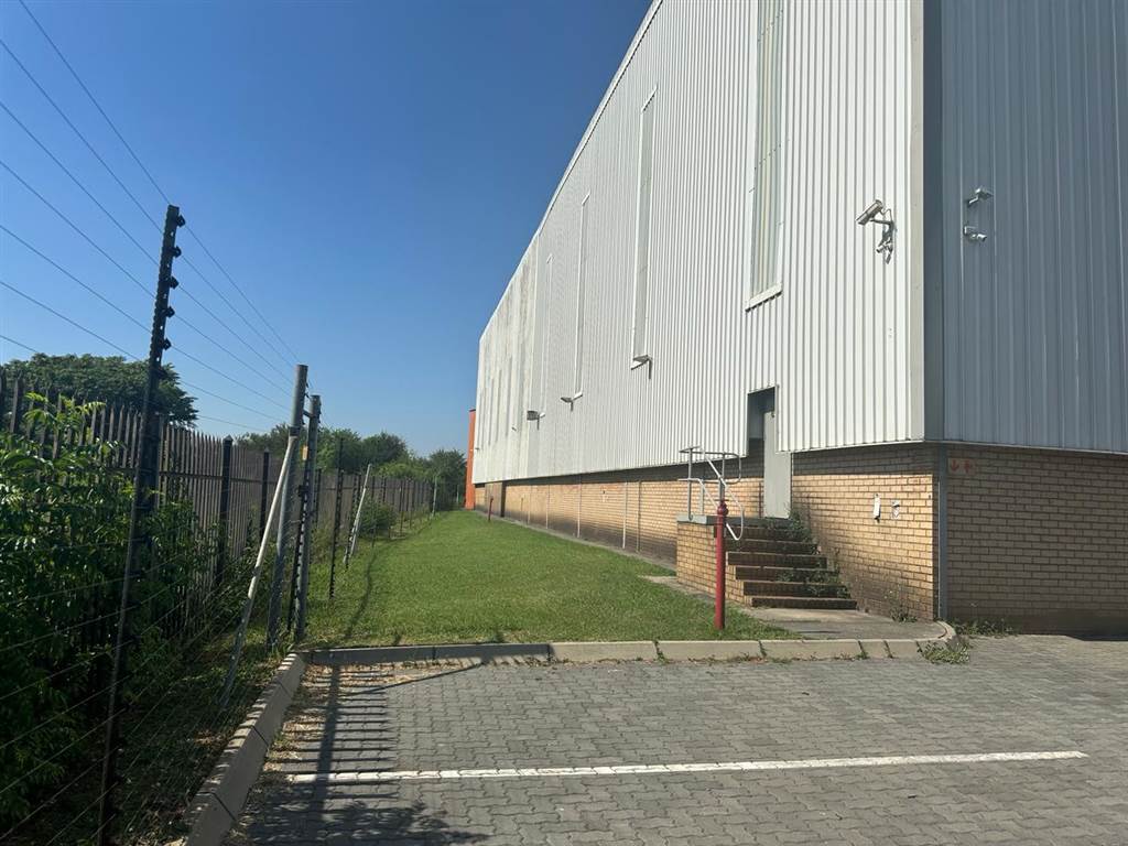 5400  m² Industrial space in Rustenburg Central photo number 8