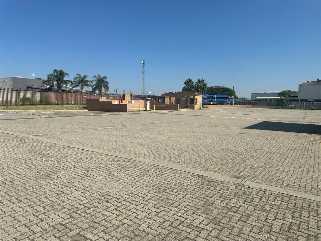 5400  m² Industrial space in Rustenburg Central photo number 10