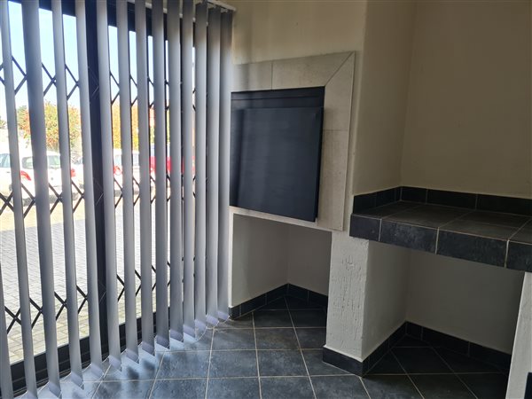 3 Bedroom Townhouse 3 Bedroom Townhouse