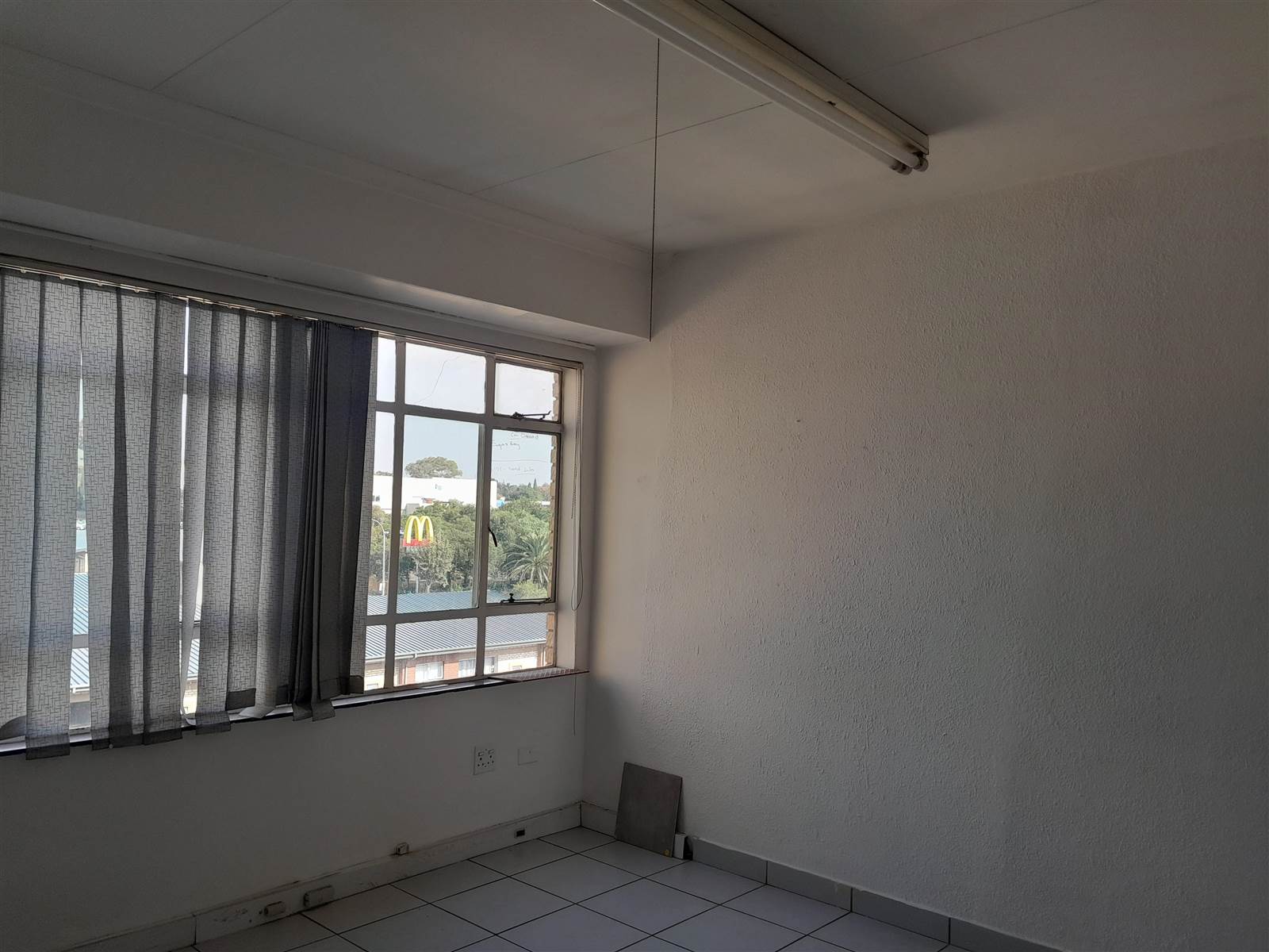 150  m² Commercial space in Edenvale photo number 7