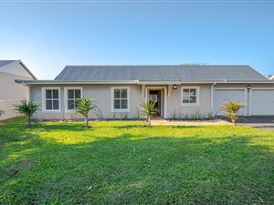 3 Bed House in Caledon Estate