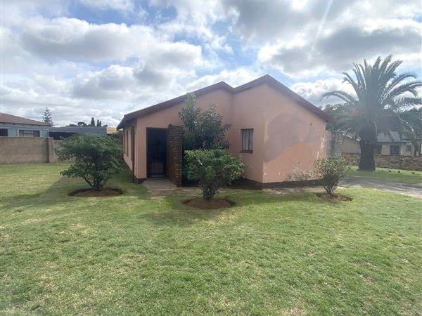 3 Bedroom House 3 Bedroom House