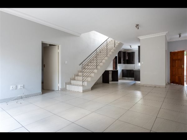 3 Bed Apartment in Linksfield