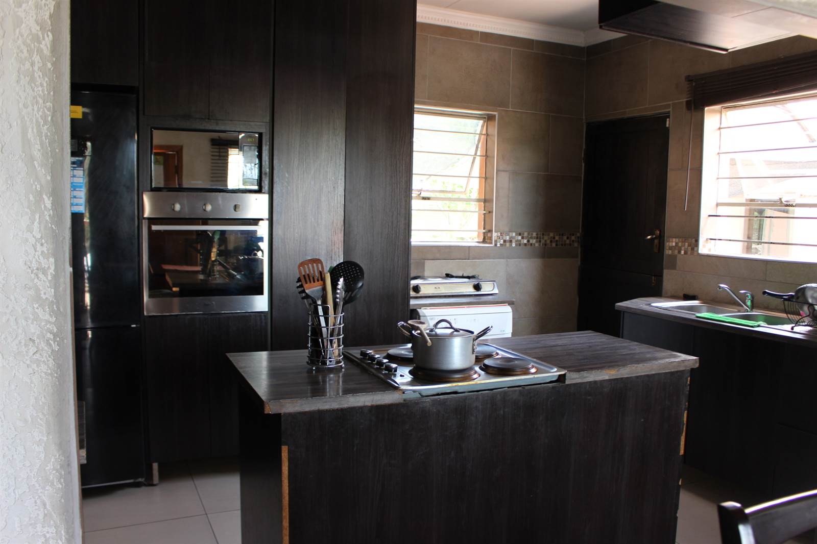 3 Bed House in Roodepoort West photo number 25