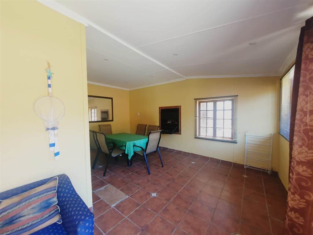 3 Bed Townhouse in Mtwalume photo number 5