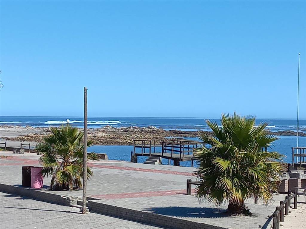 5 Bed House in Port Nolloth photo number 5