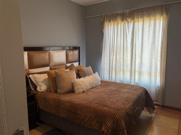 2 Bedroom Apartment 2 Bedroom Apartment