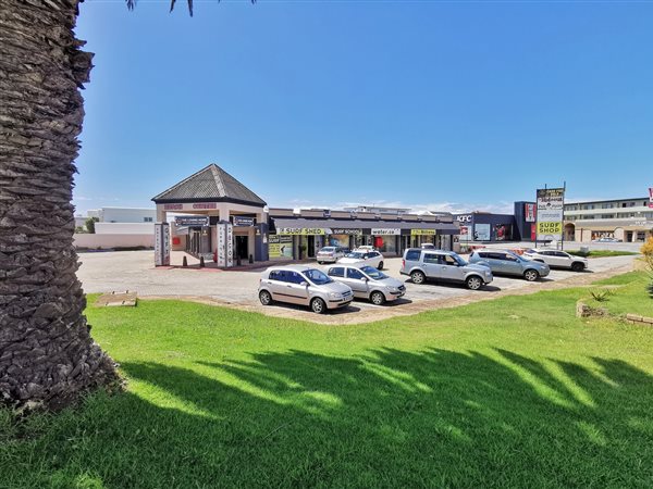 1 000 m² Commercial space 1 000 m² Commercial space