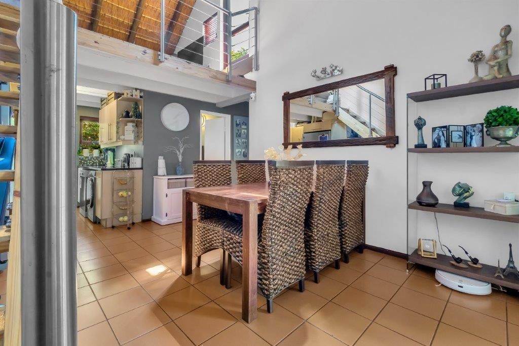 2 Bed Townhouse in Jukskei Park photo number 5