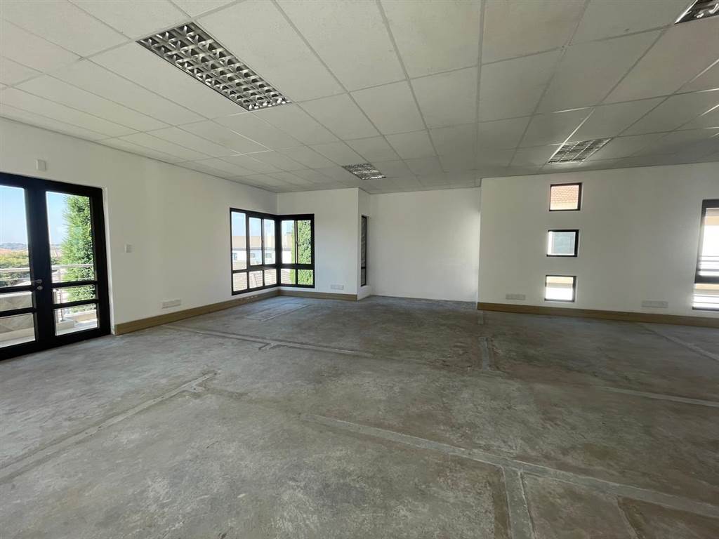 1200  m² Commercial space in Parkhaven photo number 7