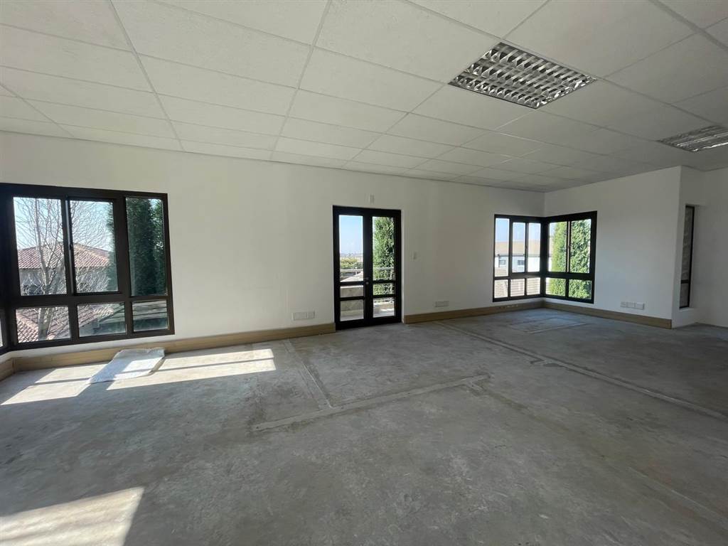 1200  m² Commercial space in Parkhaven photo number 9