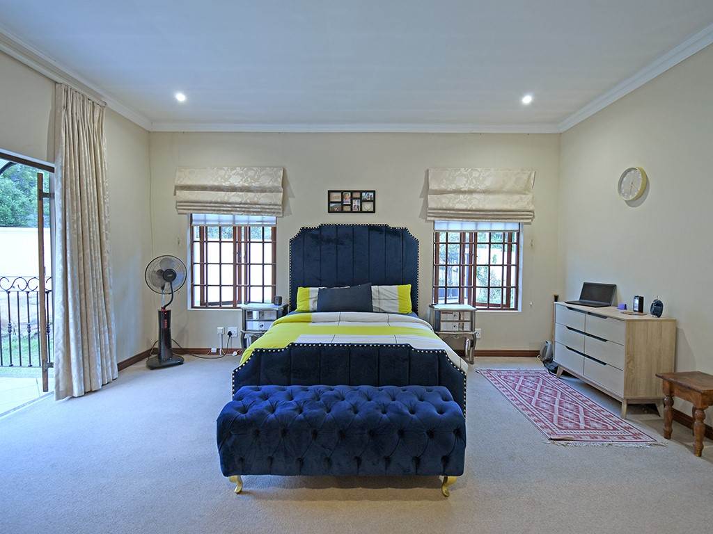 5 Bed House in Bryanston photo number 29
