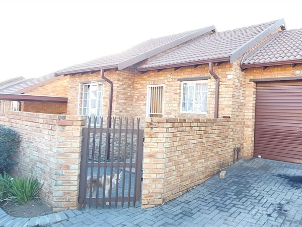 2 Bed Townhouse in Kosmosdal