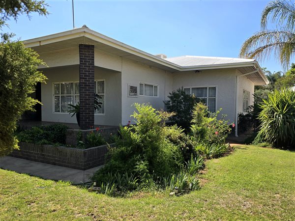 3 Bedroom House 3 Bedroom House