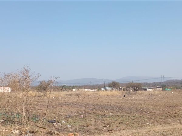 3 ha Land available in Lethlabile