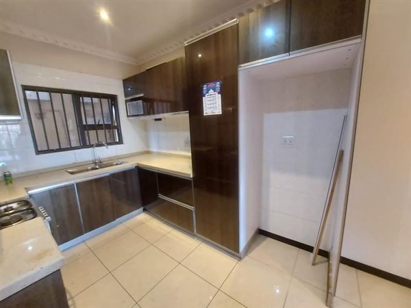 3 Bed Apartment