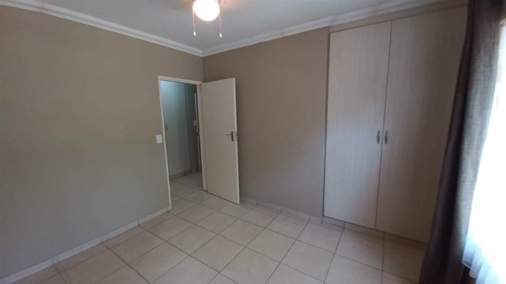 2 Bed House in Mookgophong (Naboomspruit) photo number 16