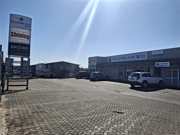 15  m² Retail Space