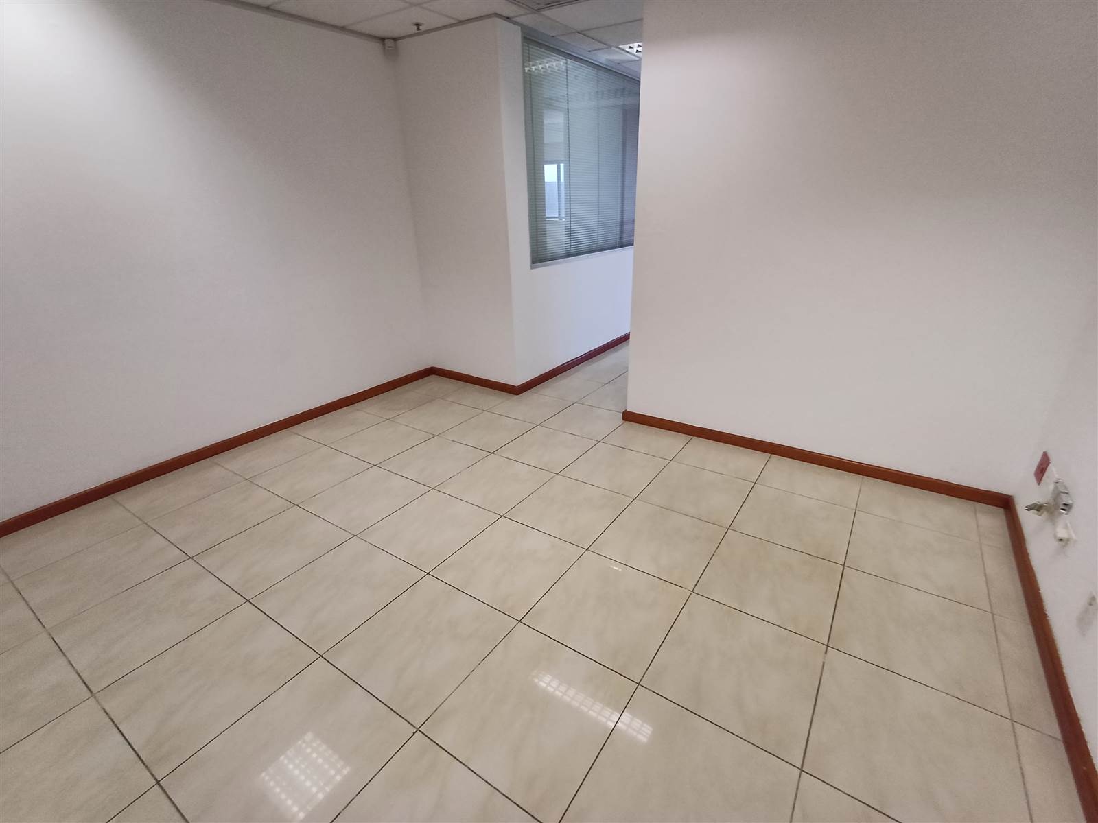 188.8  m² Commercial space in Durban CBD photo number 13