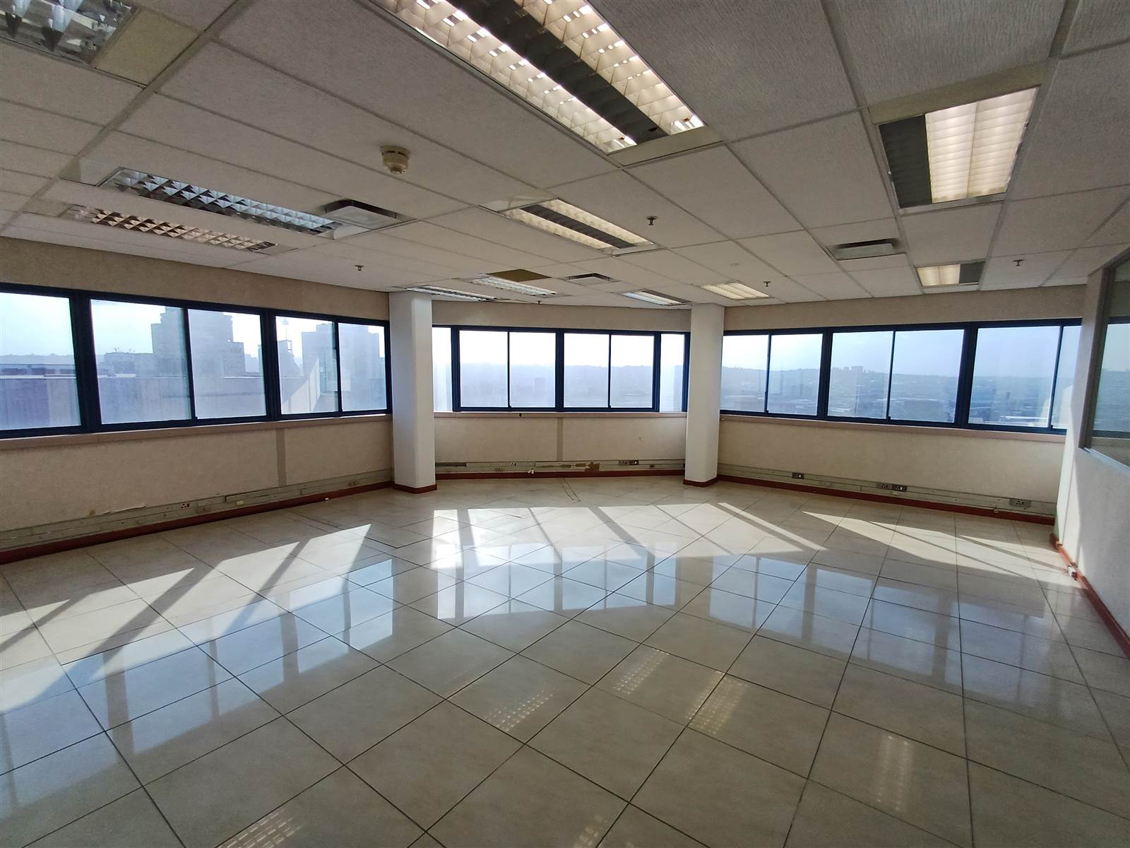188.8  m² Commercial space in Durban CBD photo number 5