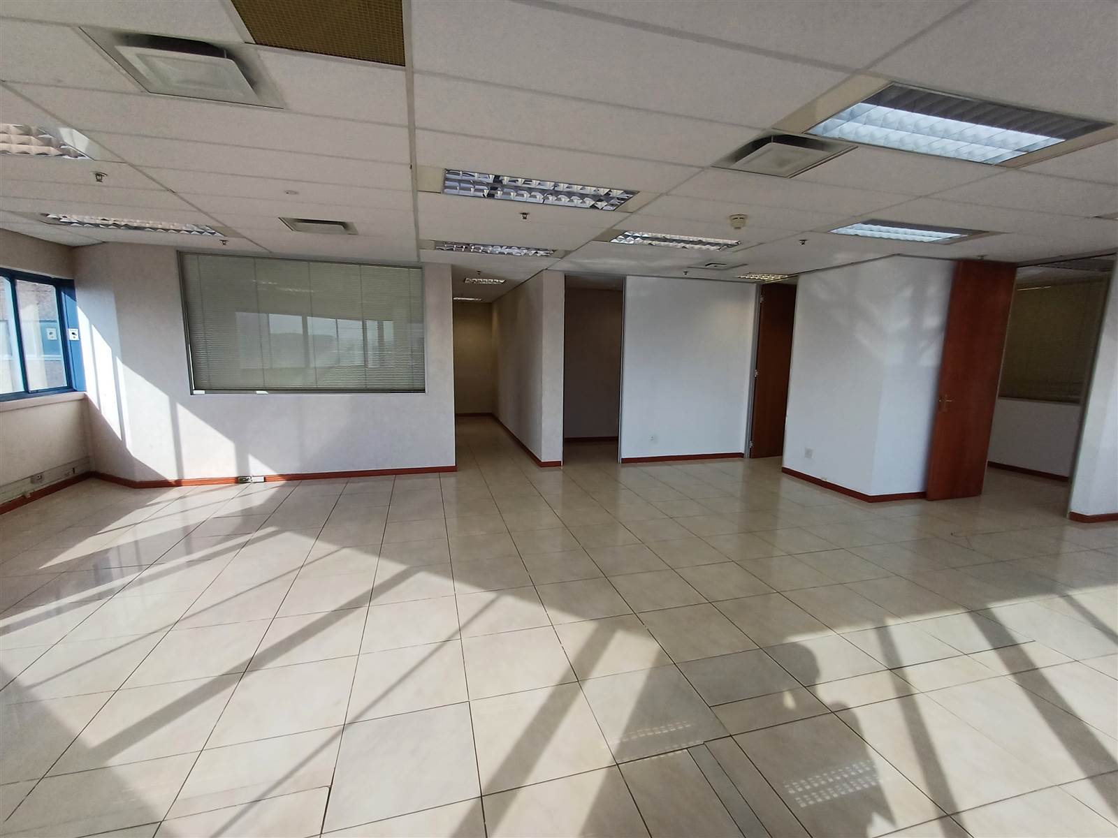 188.8  m² Commercial space in Durban CBD photo number 16