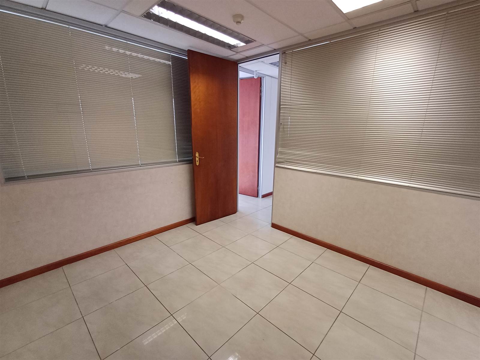 188.8  m² Commercial space in Durban CBD photo number 17