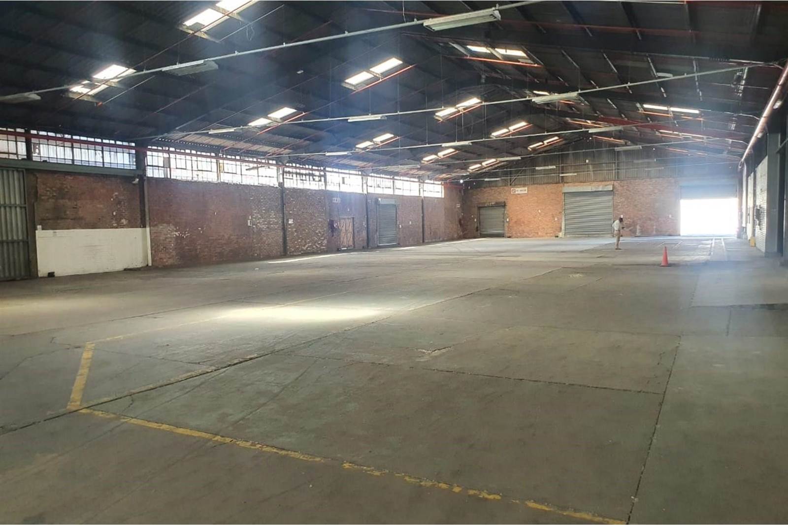 4021  m² Industrial space in Deal Party photo number 10