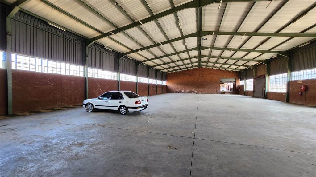 1700  m² Industrial space in Pretoria West photo number 4