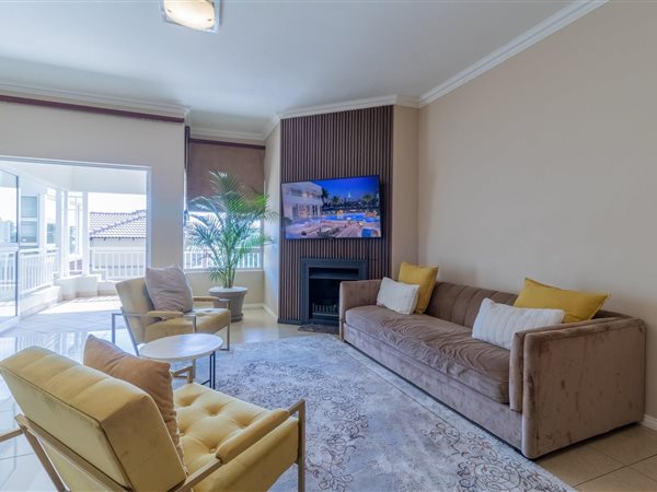 3 Bed Apartment