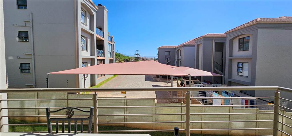2 Bed Apartment in Hartenbos photo number 22
