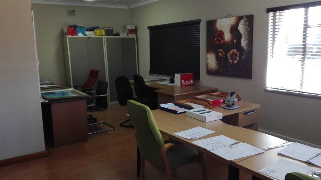 1276  m² Office Space in Pretoria North photo number 9
