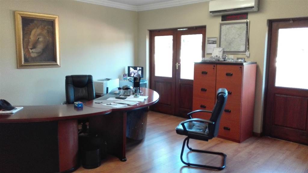 1276  m² Office Space in Pretoria North photo number 10
