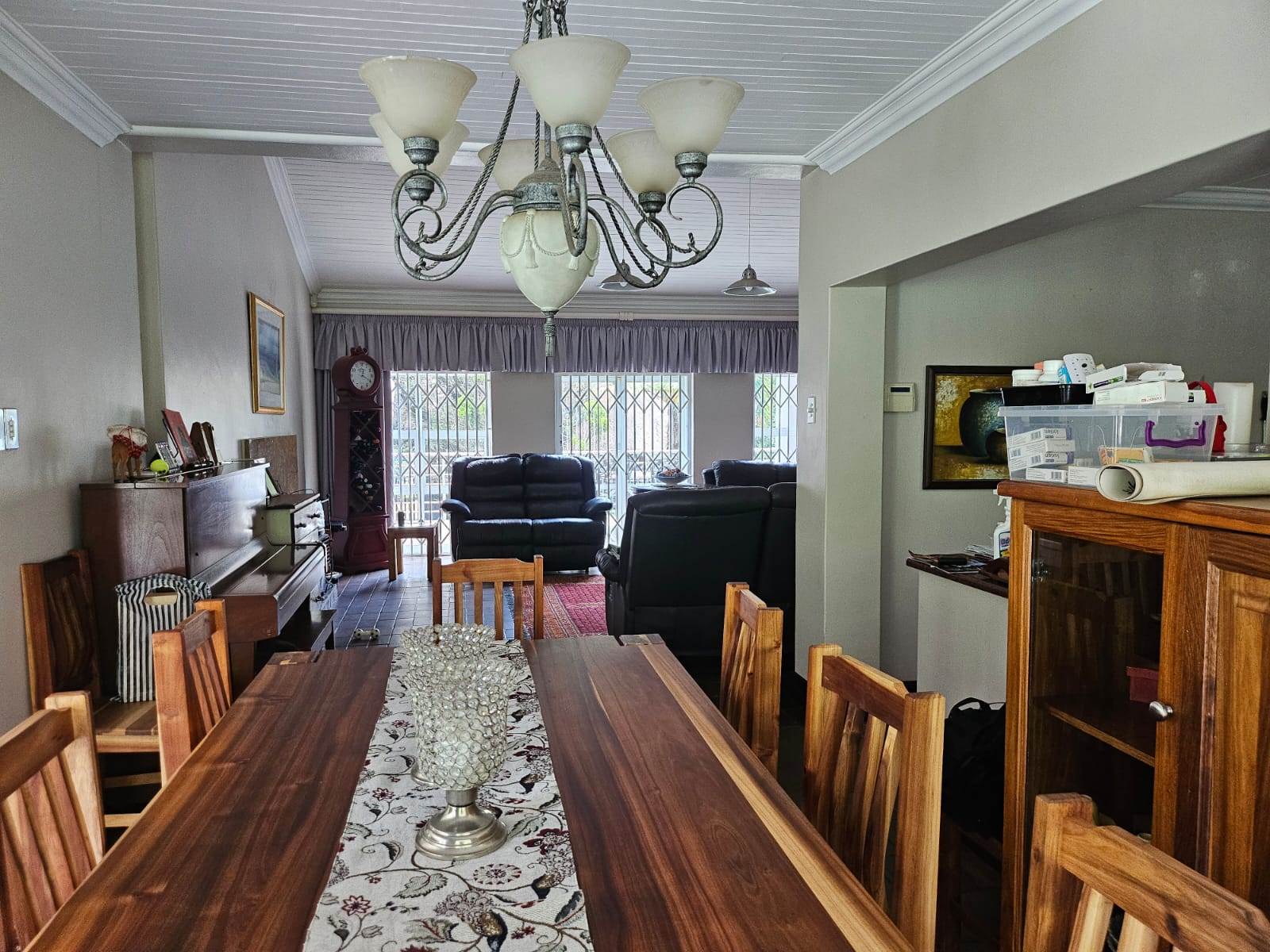 5 Bed House in Waterkloof photo number 8