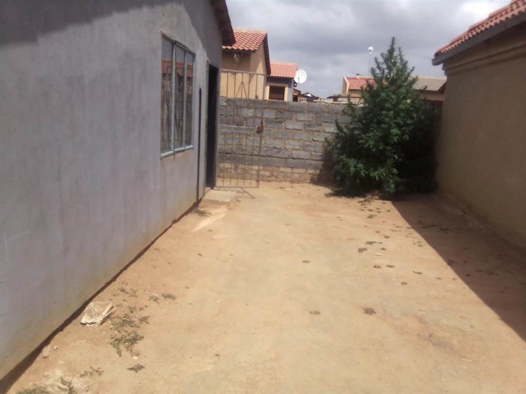 2 Bed House for sale in Duduza T4793106 Private Property